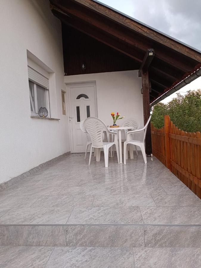 Apartamento Lucija Lovinac  Exterior foto