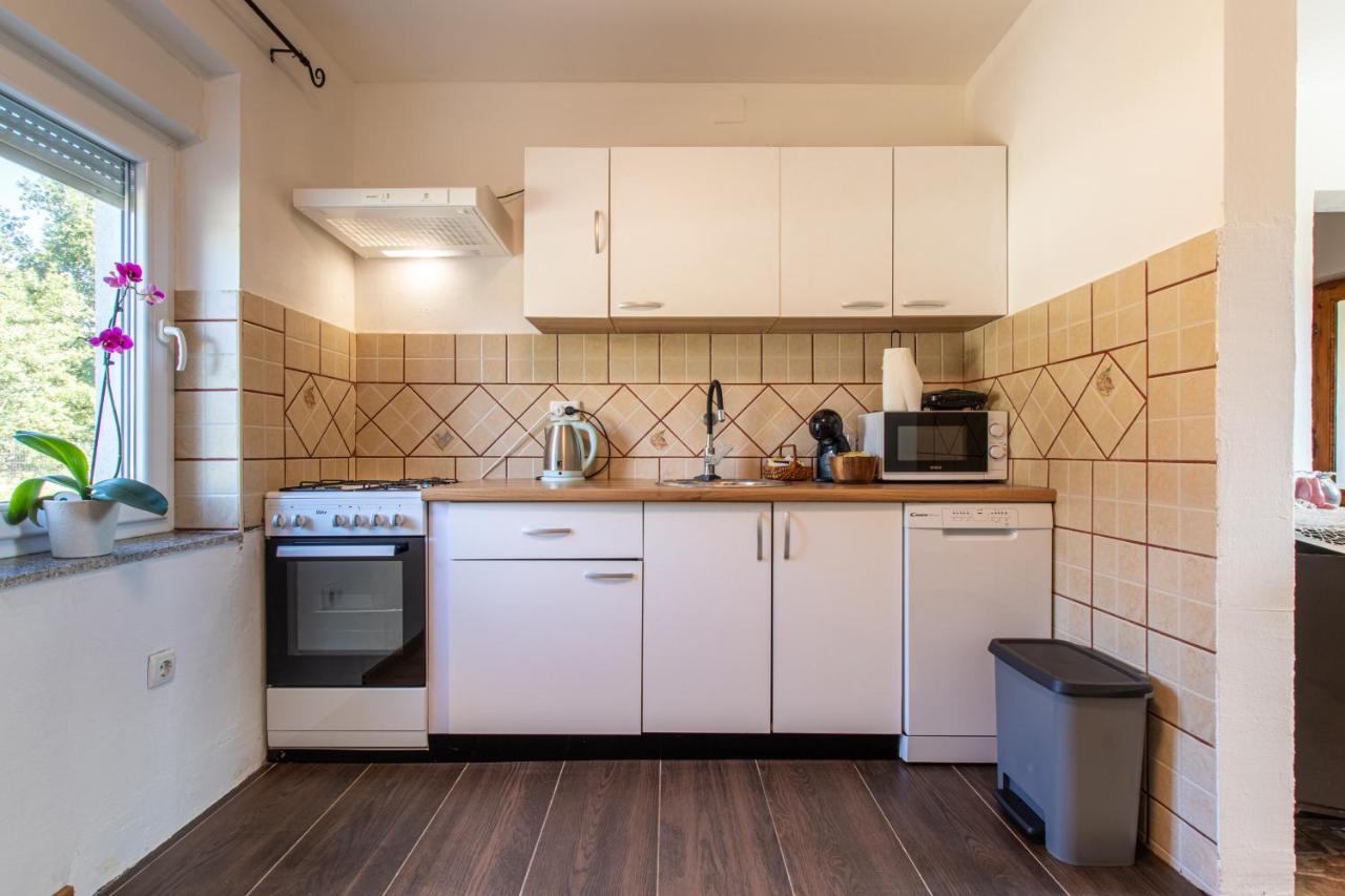 Apartamento Lucija Lovinac  Exterior foto
