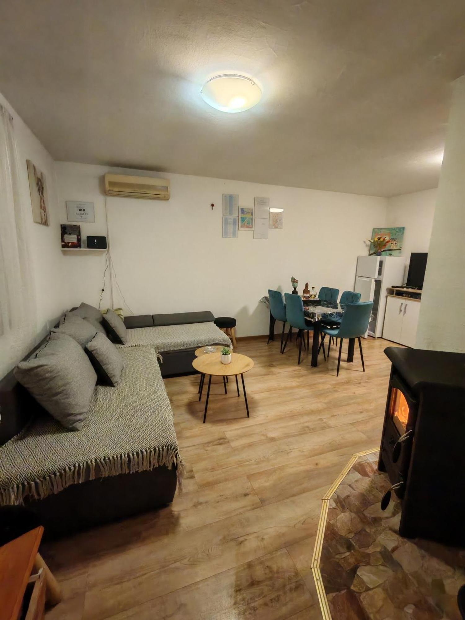 Apartamento Lucija Lovinac  Exterior foto